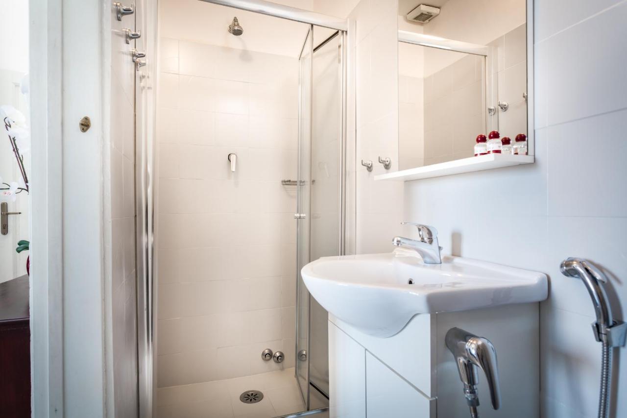Casa Micol - Centro Firenze Hotel Kültér fotó